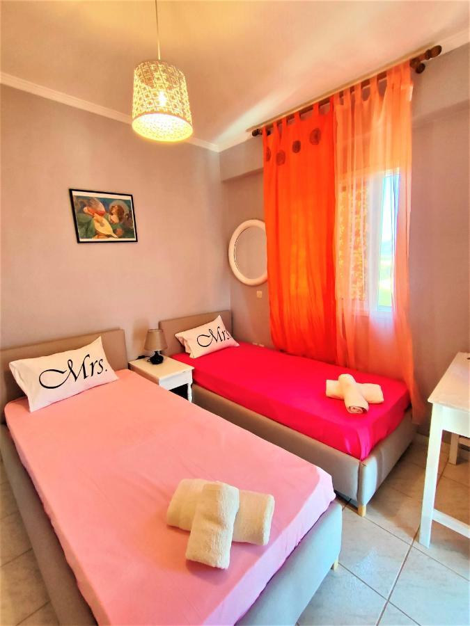 Appartamento Heaven House With Pool Gouvia Esterno foto
