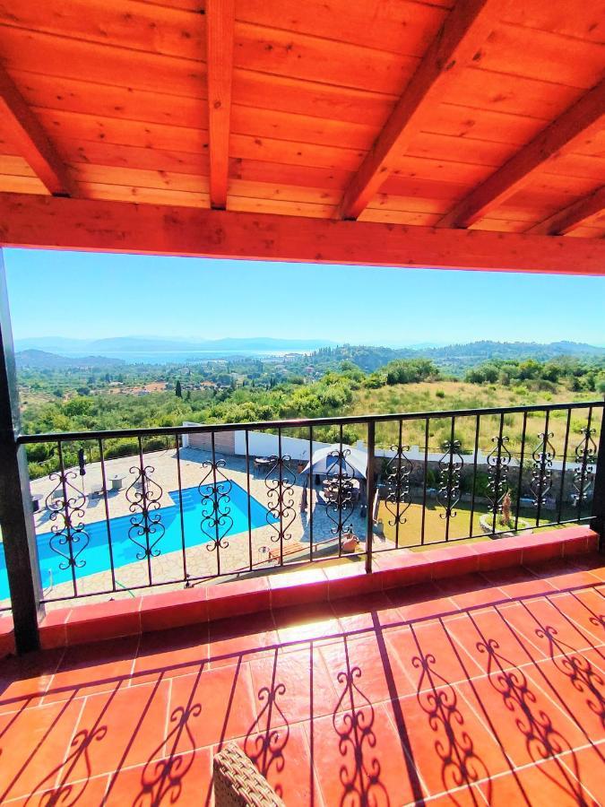 Appartamento Heaven House With Pool Gouvia Esterno foto